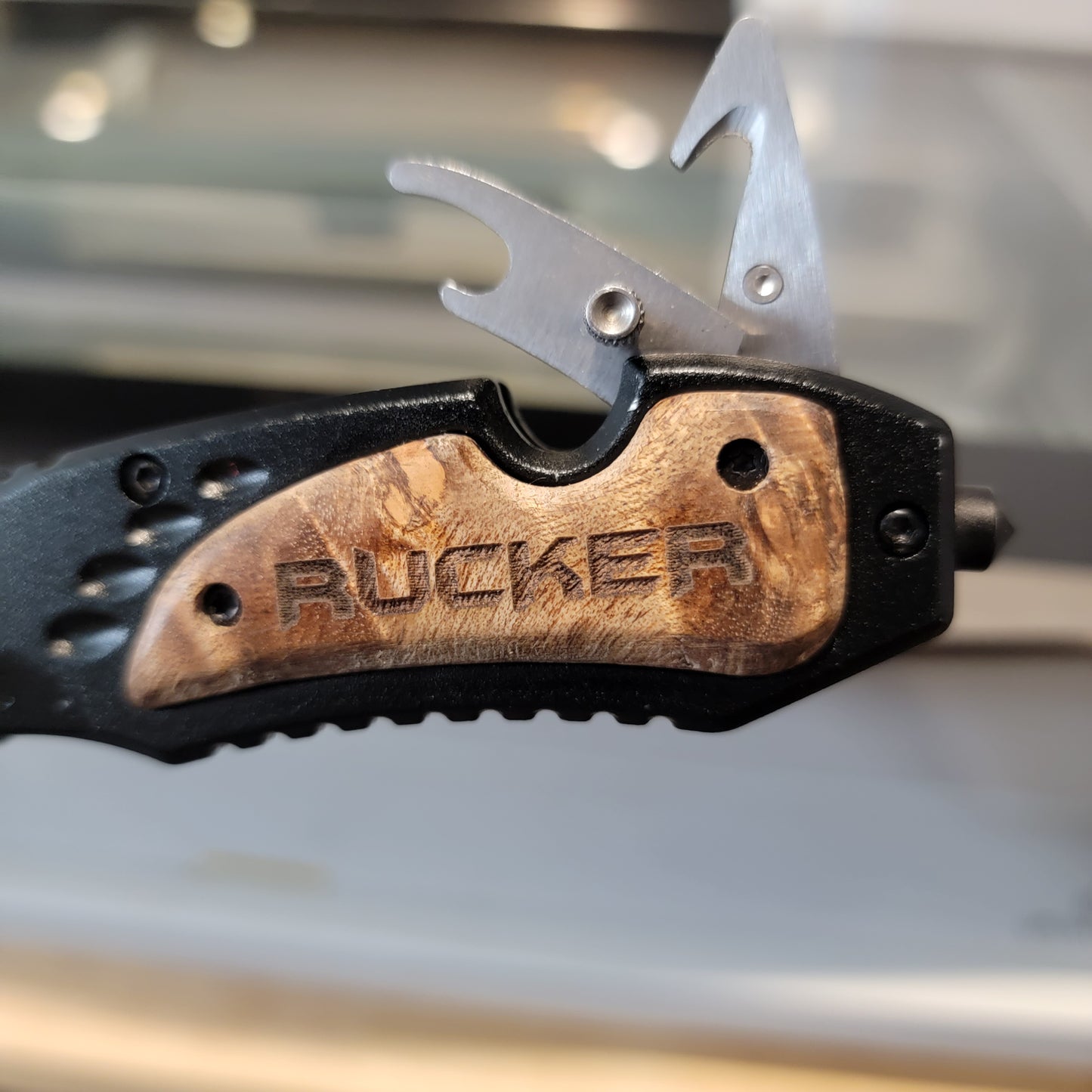 Personalized knife